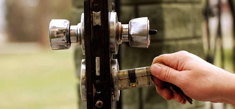 front door latch repair Altadena